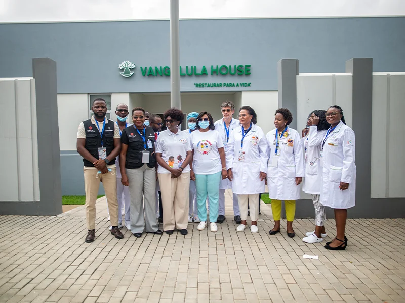 Visita da Primeira Dama de Angola